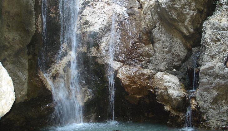 Besuche Messina - Berge in Sizilien