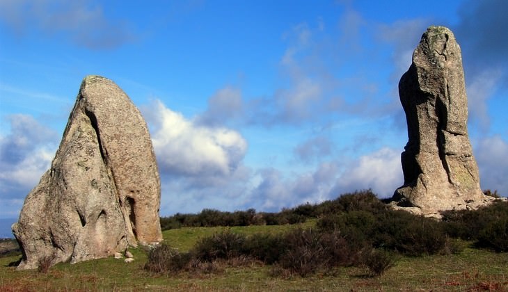 Trekking - archäologische Besichtigung