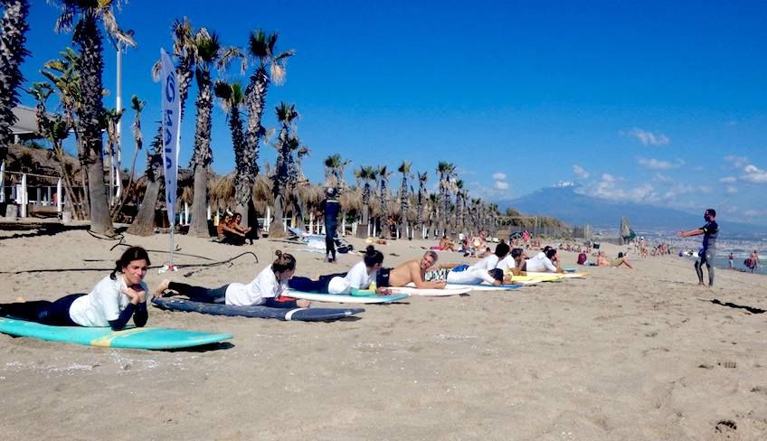 kleiner Surfkurs Sizilien - Wassersport Sizilien