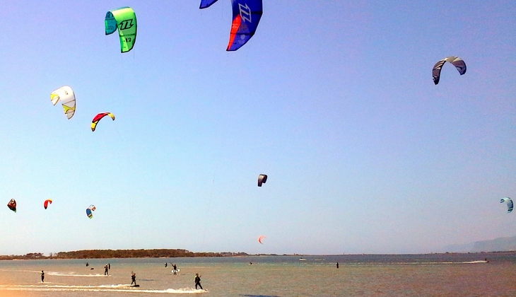 Kitesurf Verleih komplette Kitesurf-Ausrüstung Kitesurf Marsala Trapani