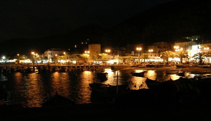 Aperitif auf dem Segelboot - Meer von Mondello